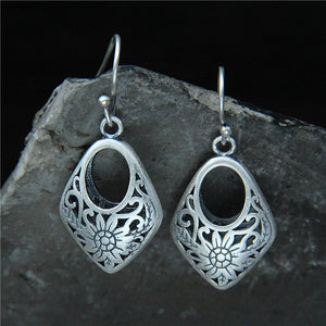 Hollow Out Sunflower Earrings